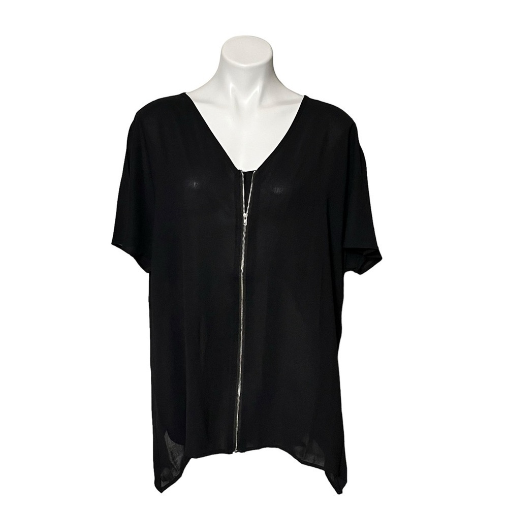 BloomChic Zippered Front Blouse Size 14-16 Black